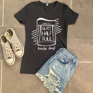 Charcoal Screen Printed “Glass Half Full” Graphic Tee NWOT Size S